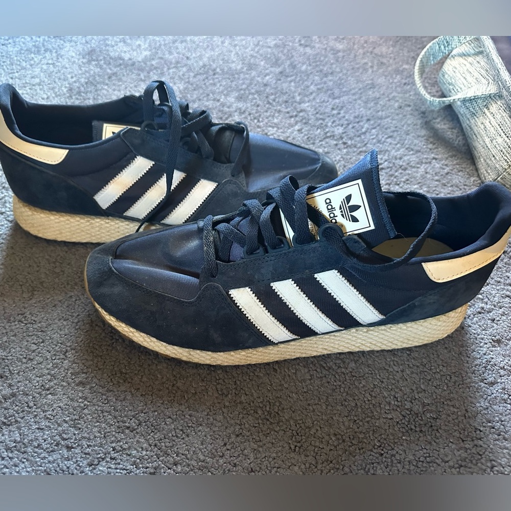 Mens Adidas Sneakers - Picture 5 of 5